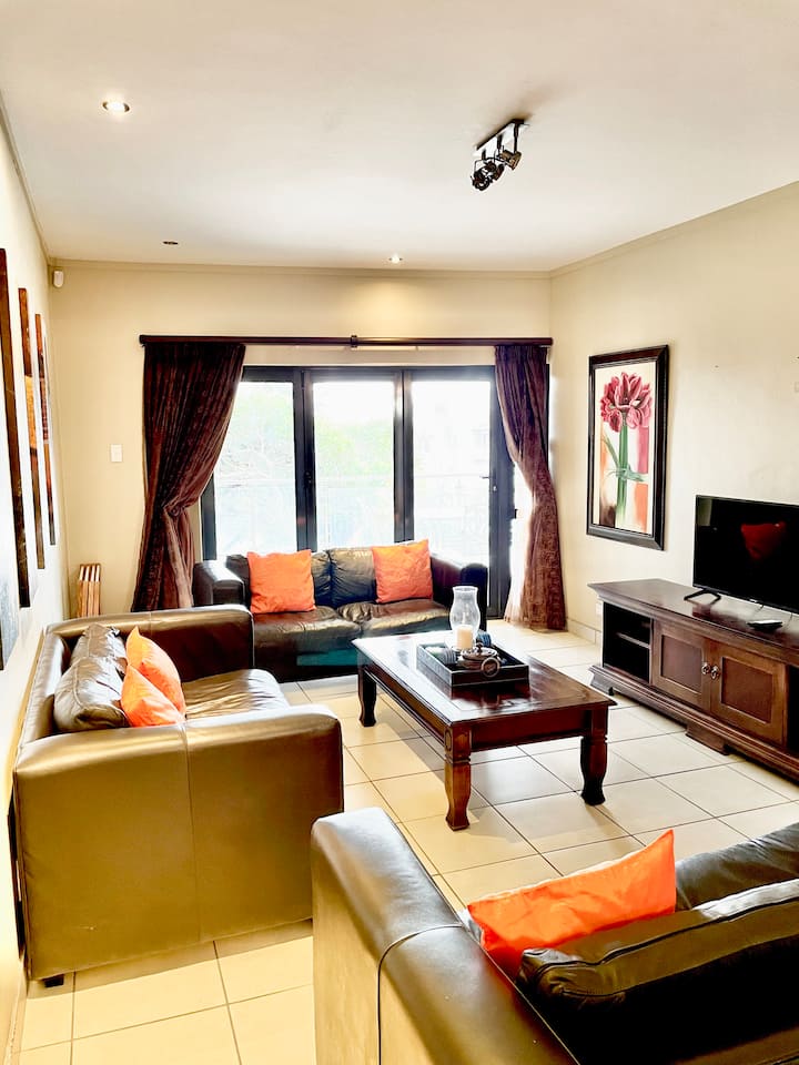 Whale Rock Holiday Apartment - Ramsgate
