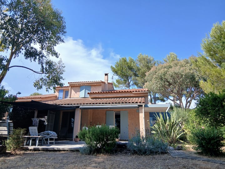 Maison Familiale En Bordure De Foret - Grasse
