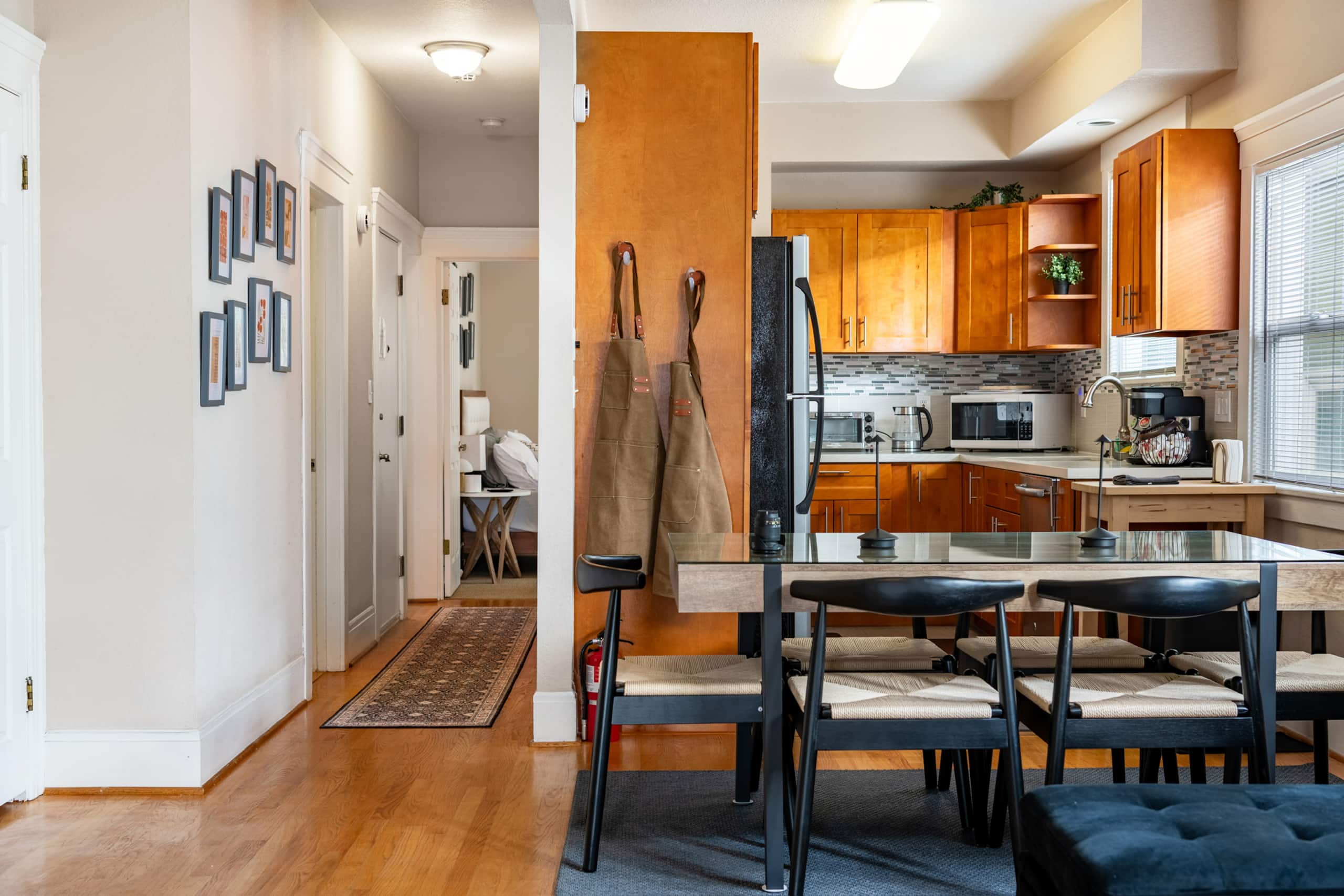 Renovated 3BR Steps from UC Berkeley Campus - Photo 14