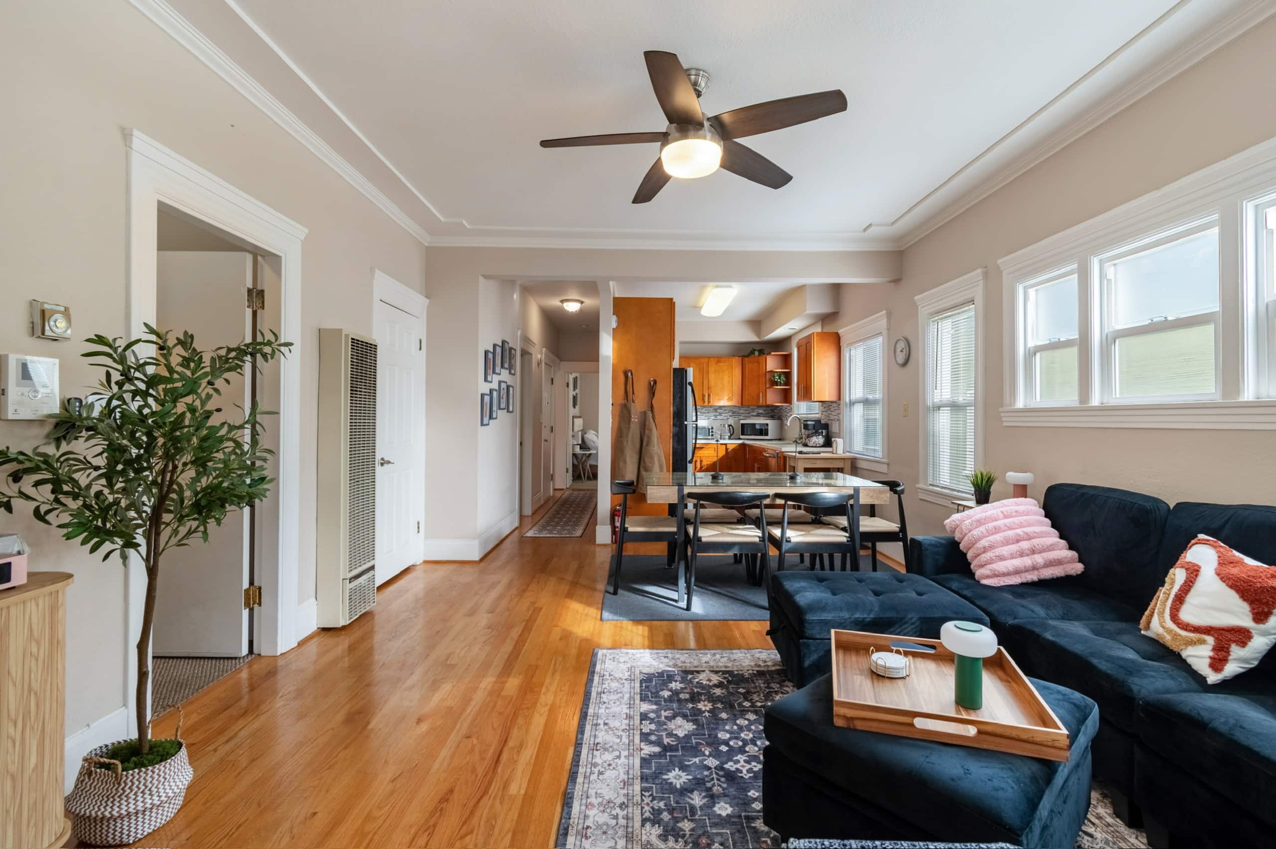 Renovated 3BR Steps from UC Berkeley Campus - Photo 6
