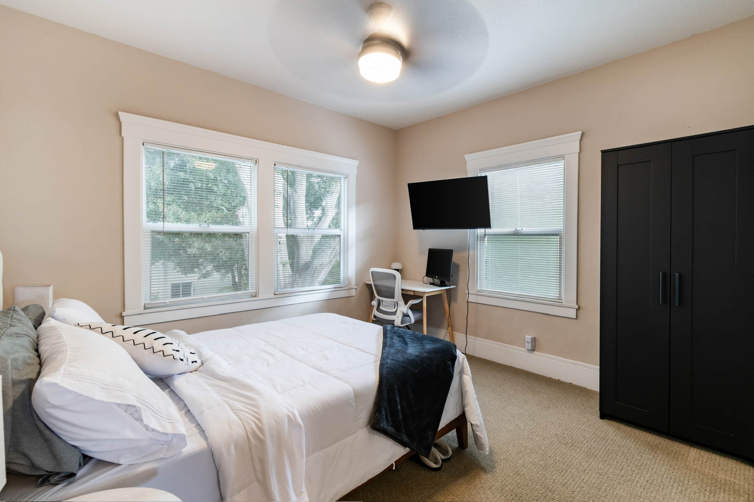 Renovated 3BR Steps from UC Berkeley Campus - Photo 20