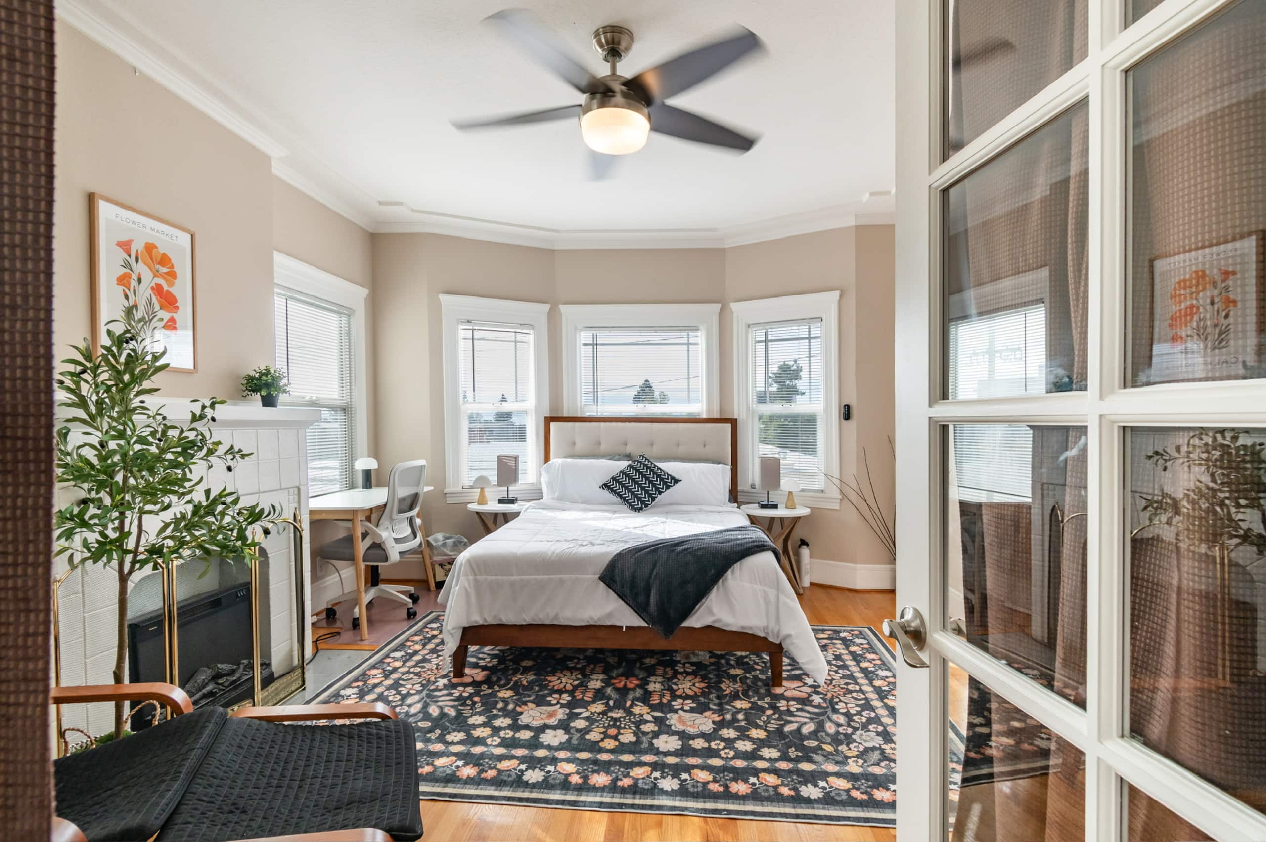 Renovated 3BR Steps from UC Berkeley Campus - Photo 18