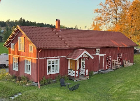 Cabin along Fiskevägen in Krokoms Municipality