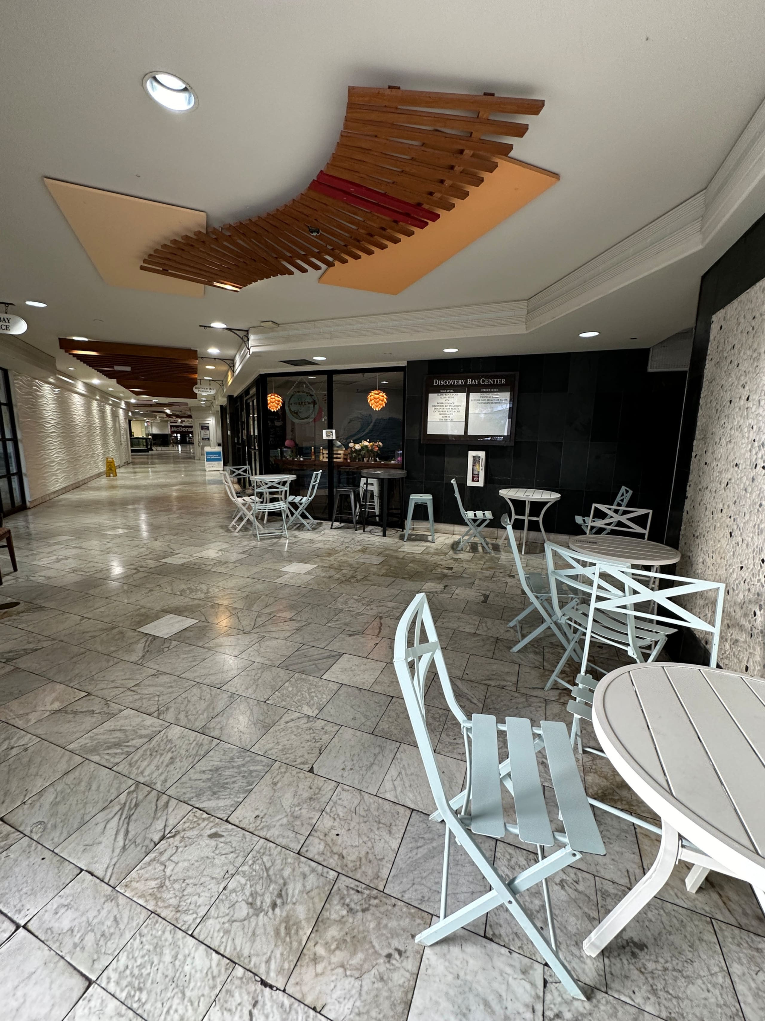 Discover Paradise Waikiki~Free Designated Parking! - Image 41