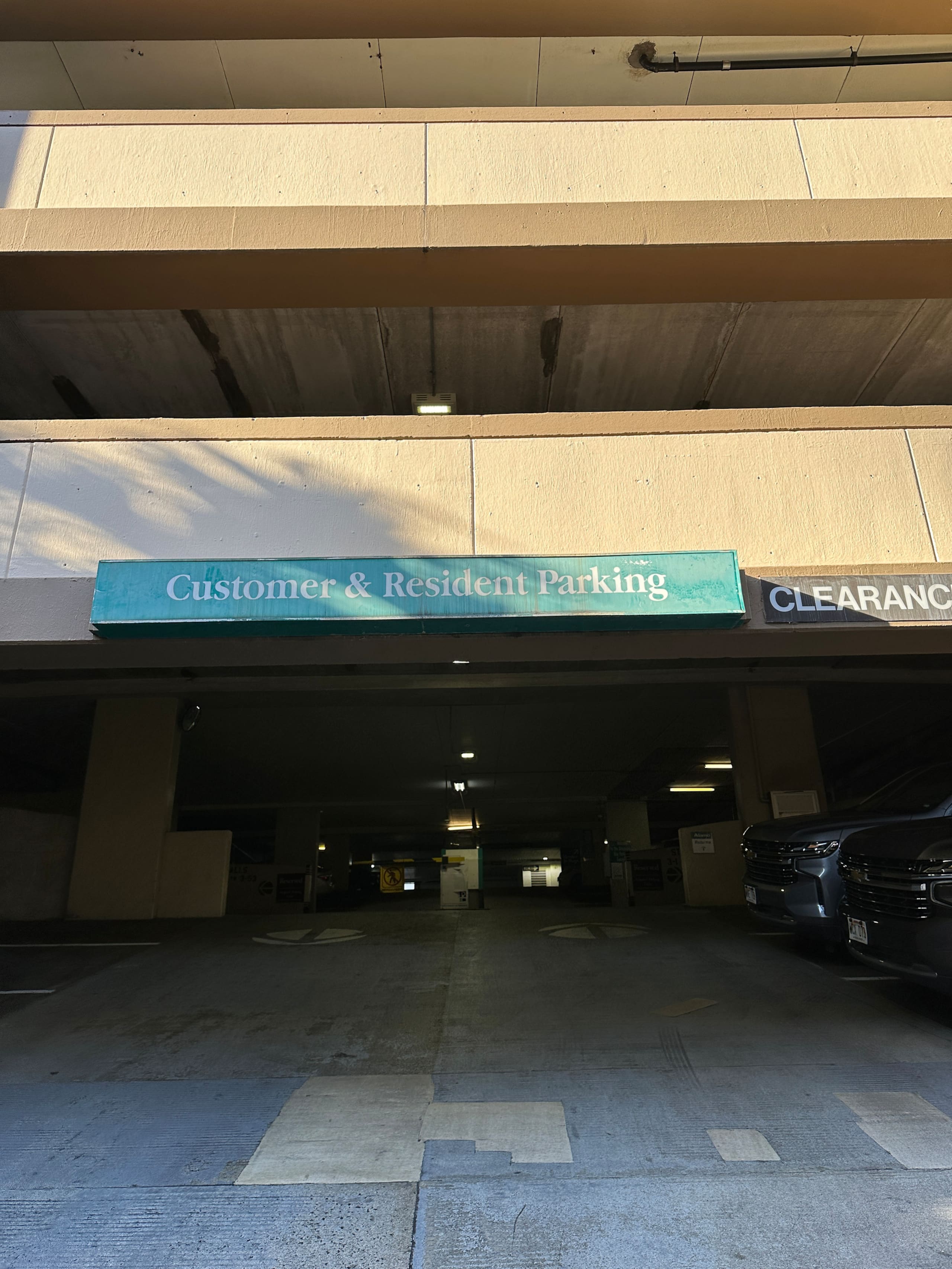Discover Paradise Waikiki~Free Designated Parking! - Image 27