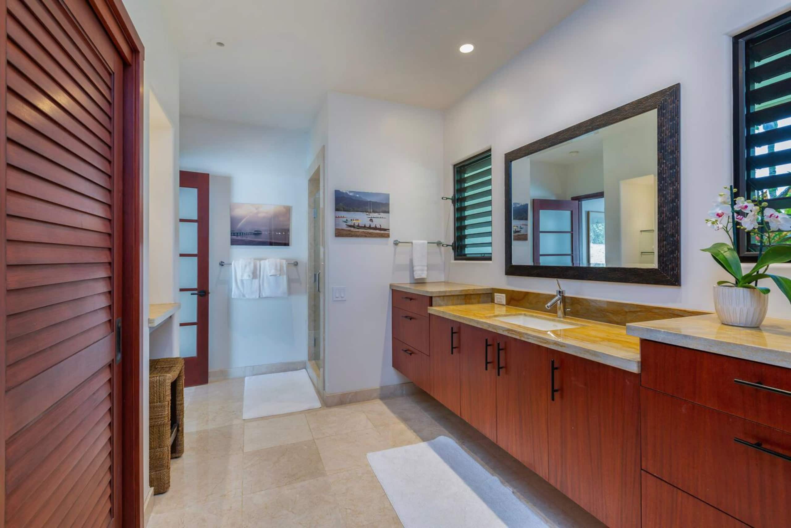 Home in Princeville · ★5.0 · 4 bedrooms · 4 beds · 4 baths - Image 19