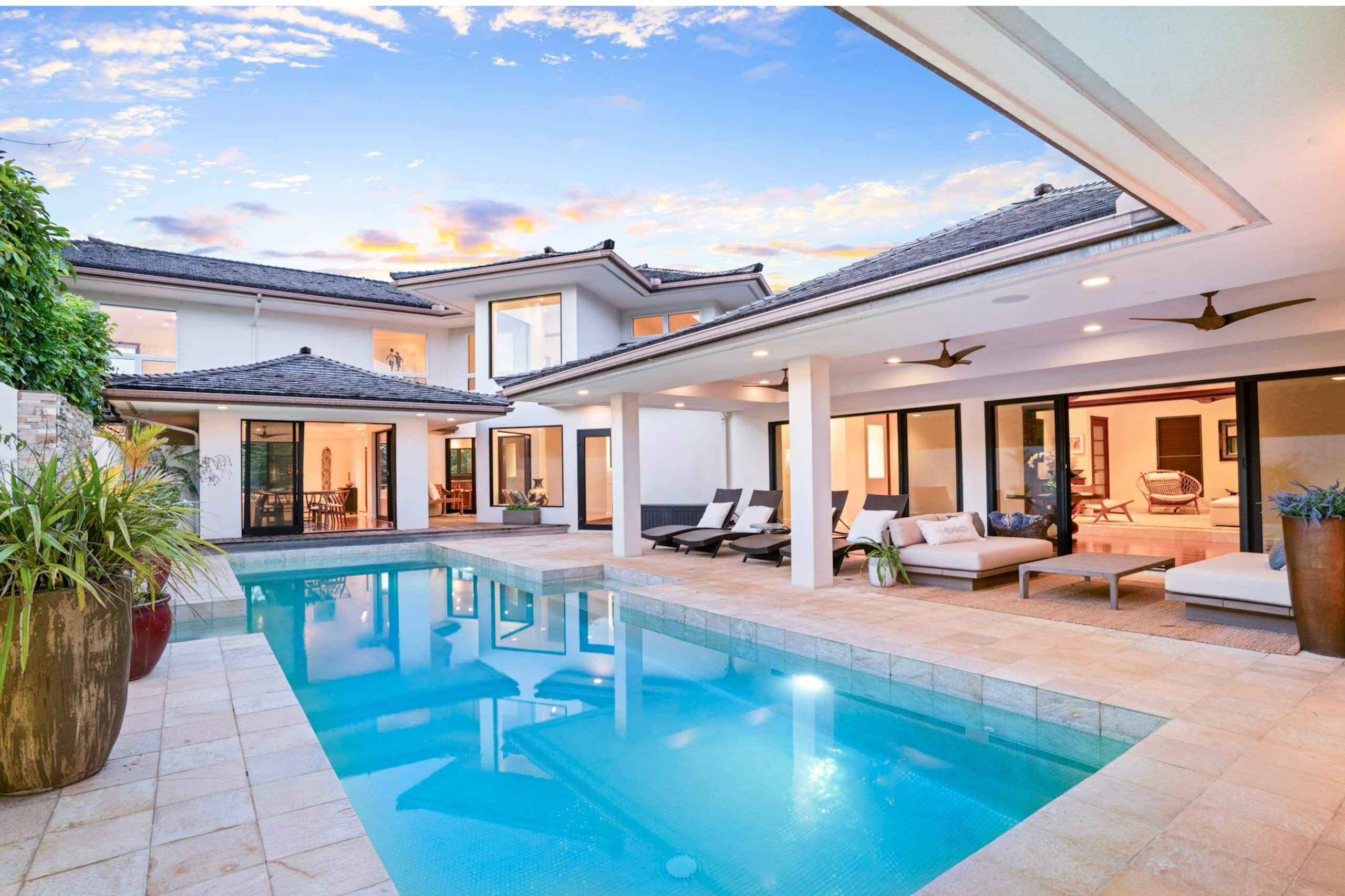 Home in Princeville · ★5.0 · 4 bedrooms · 4 beds · 4 baths - Image 1