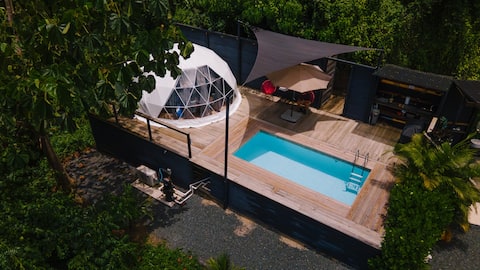 Secret Dome 2 with lake view