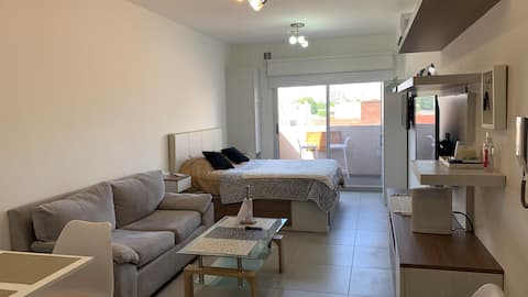 Propiedad de Airbnb exitosa: Entire Apartment Fully Equipped - Luminous & Quiet en Saavedra