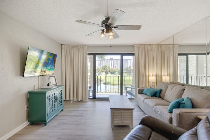 Spacious Edgewater Retreat By Beach, Dining, Golf - Panama City Beach