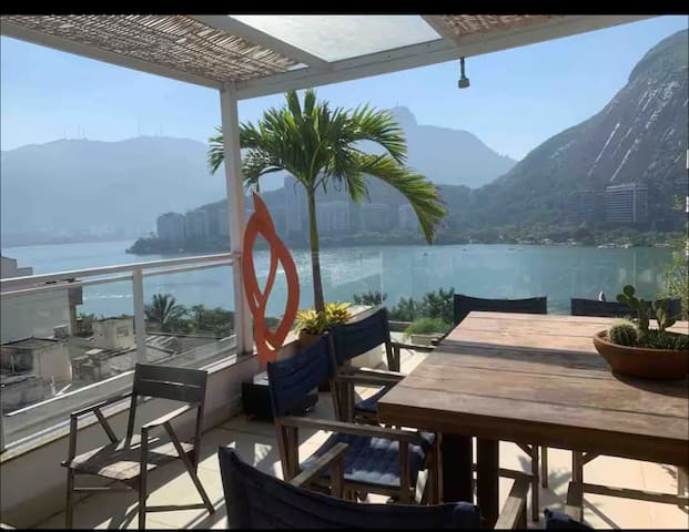 IPANEMA TRIPLEX PENTHOUSE DESIGN gallery image 3