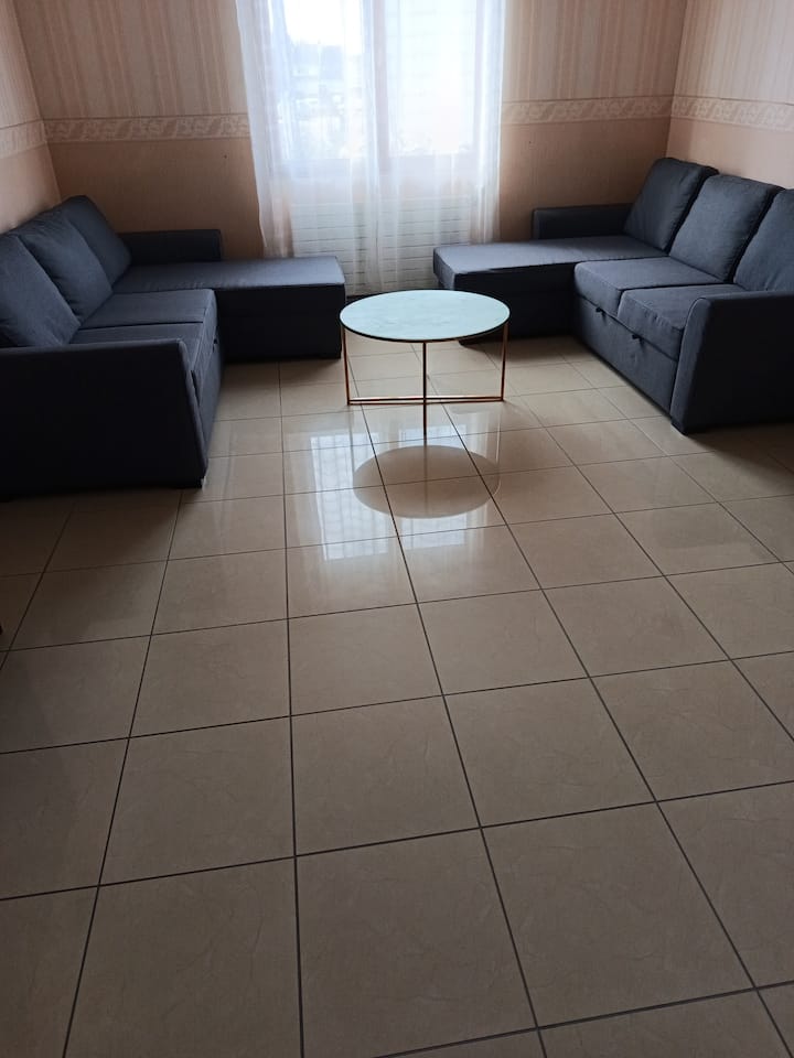 غرفة المعيشة