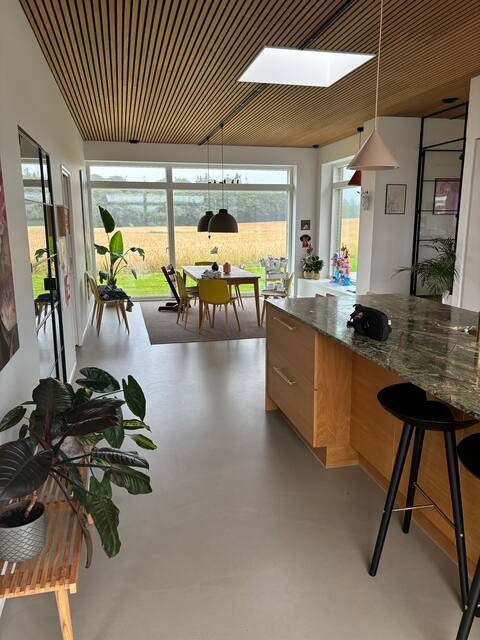 Lovely modern villa