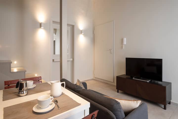 Sebule ya televisheni ya satelaiti 