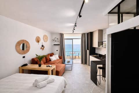 Ocean Eyes/ loft@ Gondola Marine