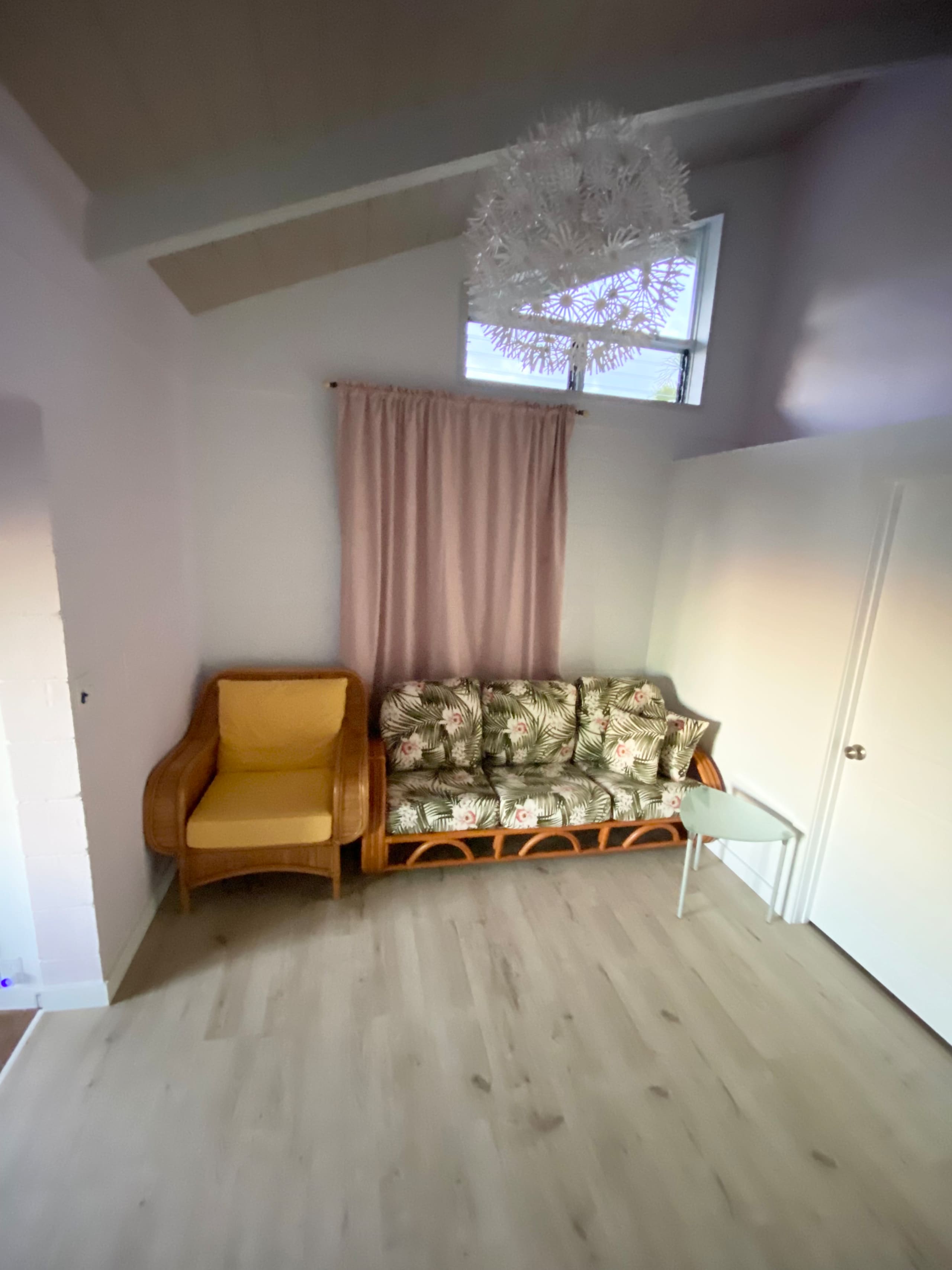 Home in Kailua-Kona · ★4.97 · 1 bedroom · 2 beds · 1 private bath - Image 4
