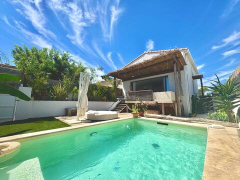 Beautiful Villa Pool/4min from the Beach/Parc Expo