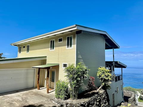 4BR Paradise Oasis w/ Stunning Ocean Views