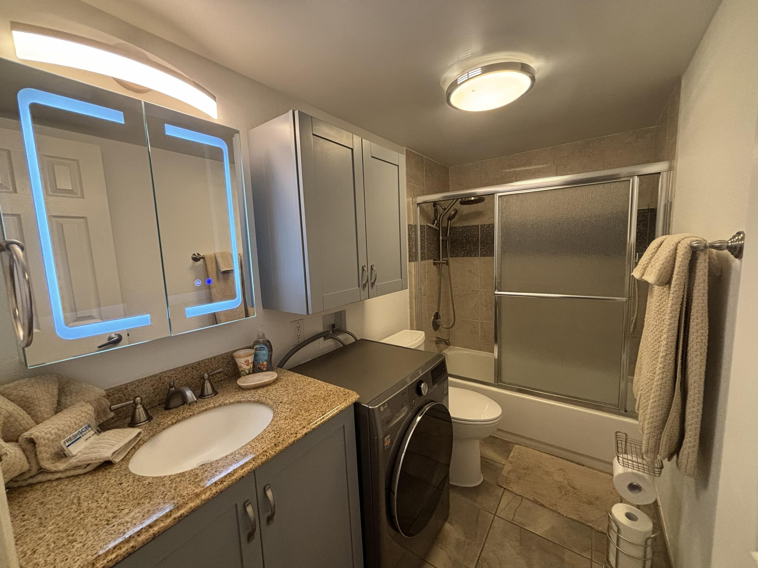 Updated 1st Floor Maui condo - Image 9