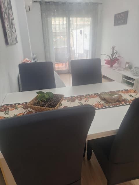 Top Airbnb: Apartment com a casa. in Lleida