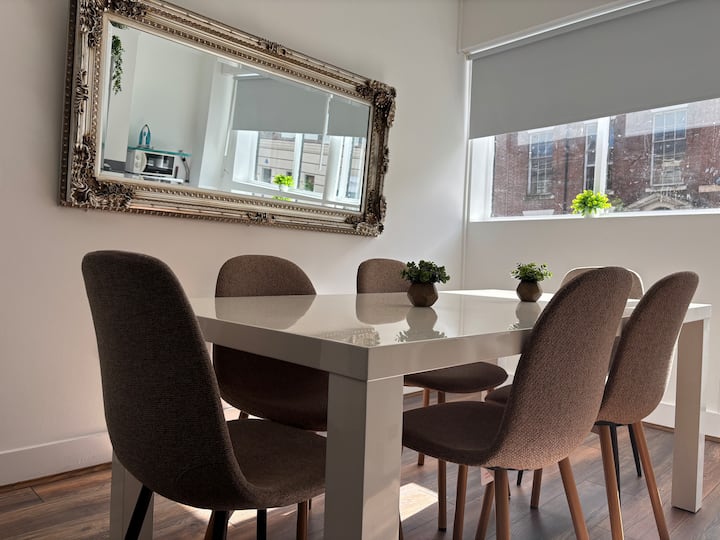 F1 The Merchant Luxury Apartment - Liverpool