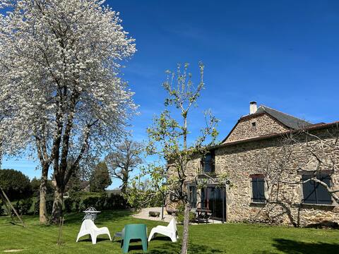 independent rural cottage with all comforts, rated 3*