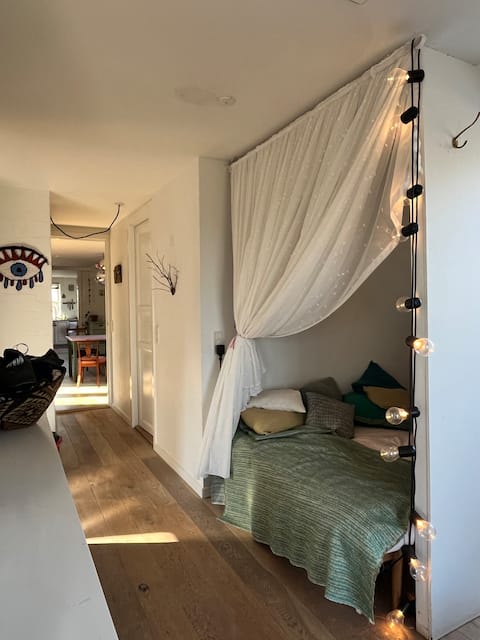 Central loft apartment on Samsø