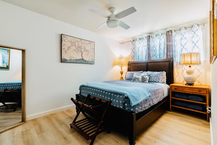 広々とした客室とクローゼット、高級マットレス 