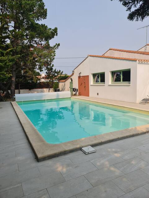 Large "Carpe Diem" house by the sea