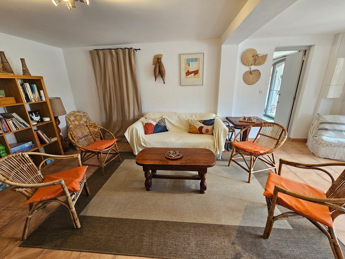 Airbnb performant: Flat 6pax ground floor, Pool, Garden, Beach 350m à Cavalaire Sur Mer