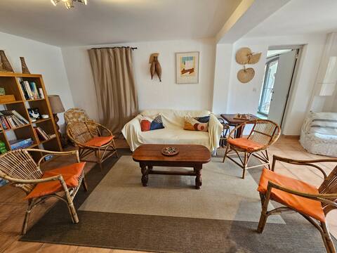 Top performing Airbnb: St Tropez Gulf, Cavalaire/Mer, Beach 300m, Pool 6p in Cavalaire Sur Mer