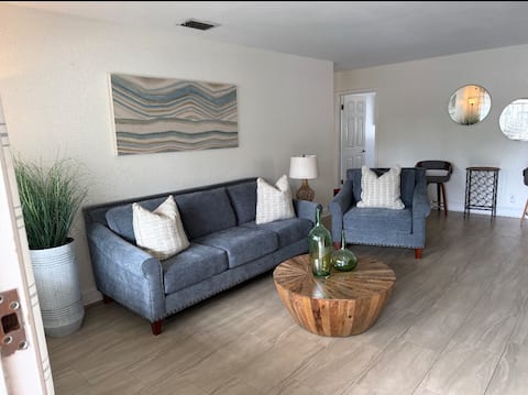 Top performing Airbnb: Cozy 3Bdr home in heart of Tampa, walk to stadium in Plaza Terrace