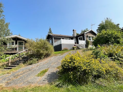 Cottage rentals with a lake view!
