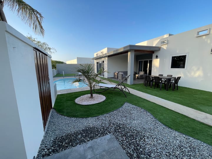 Villa in Santa Cruz - Villas for Rent in Santa Cruz, Aruba - Airbnb