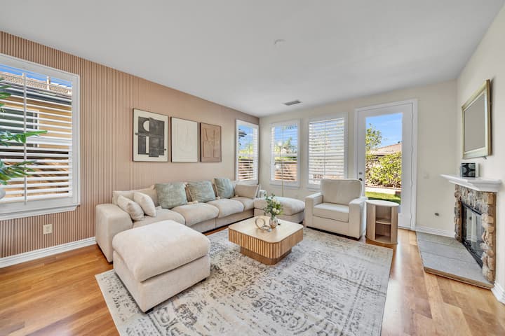 Modern 4br Northwood Retreat | Fireplace E#41333 - 爾灣