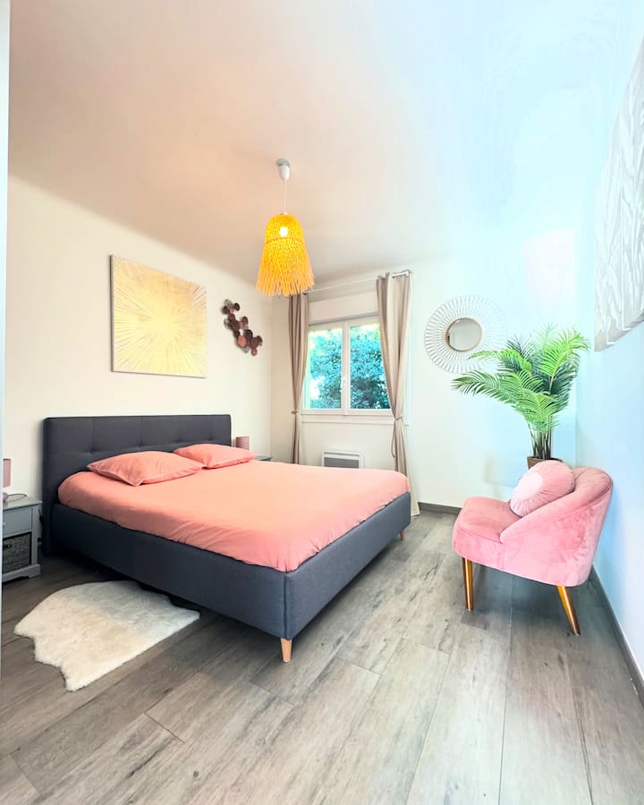 Chumba chenye starehe, kitanda 160