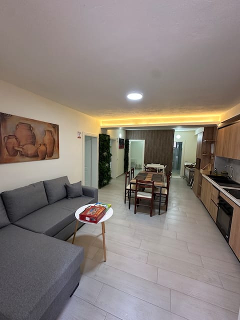 Vila 25 (Guesthouse)