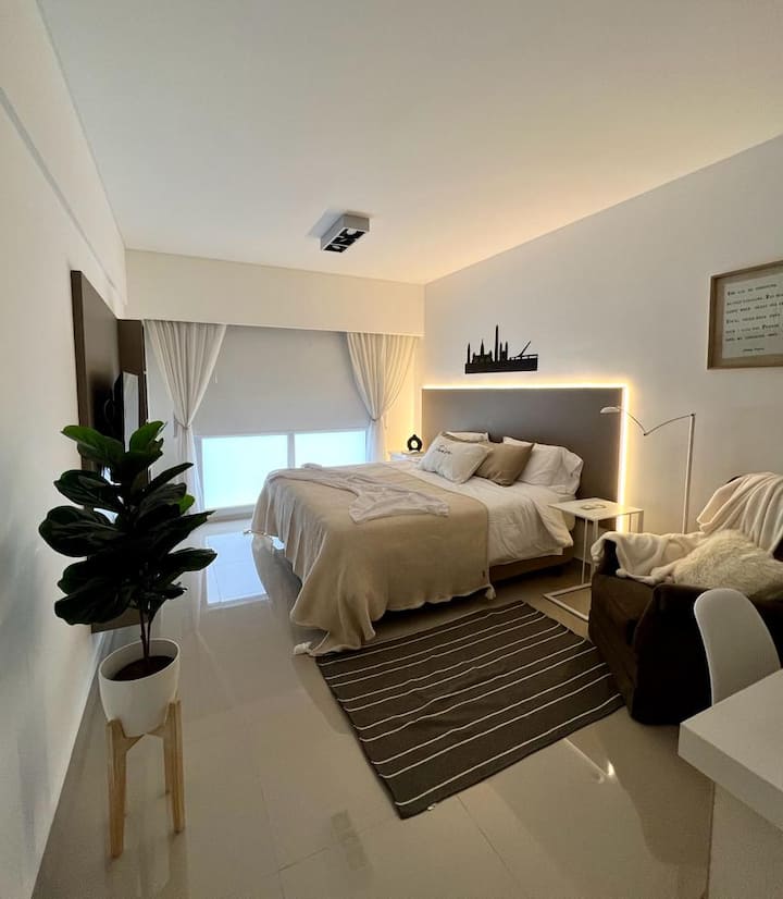 Equipped studio in Monserrat, 12th floor