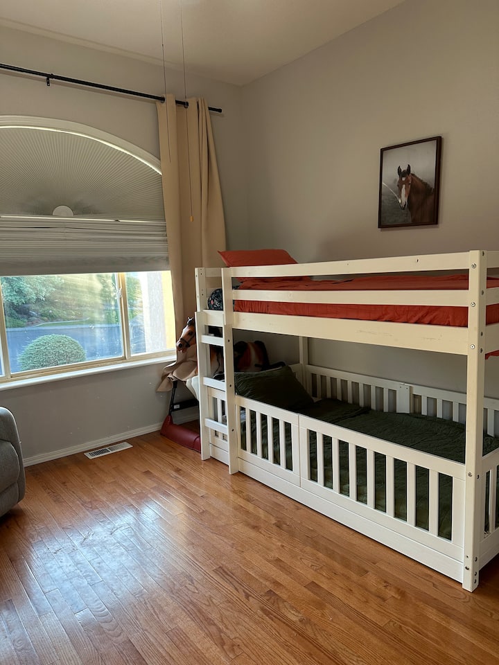 غرفة النوم 2