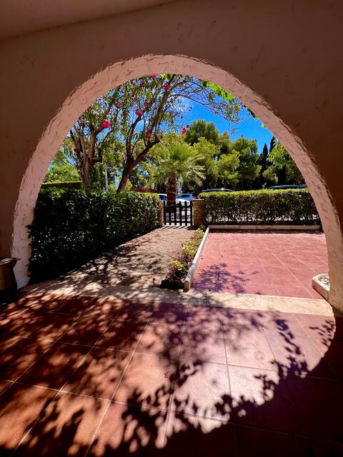 Top Airbnb: Apartment - Arcos Individual Garden and Pool en Alcalà De Xivert