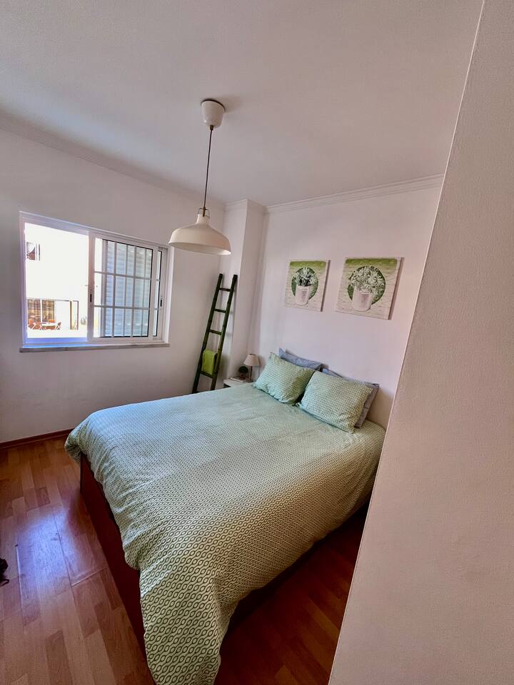 غرفة النوم 1