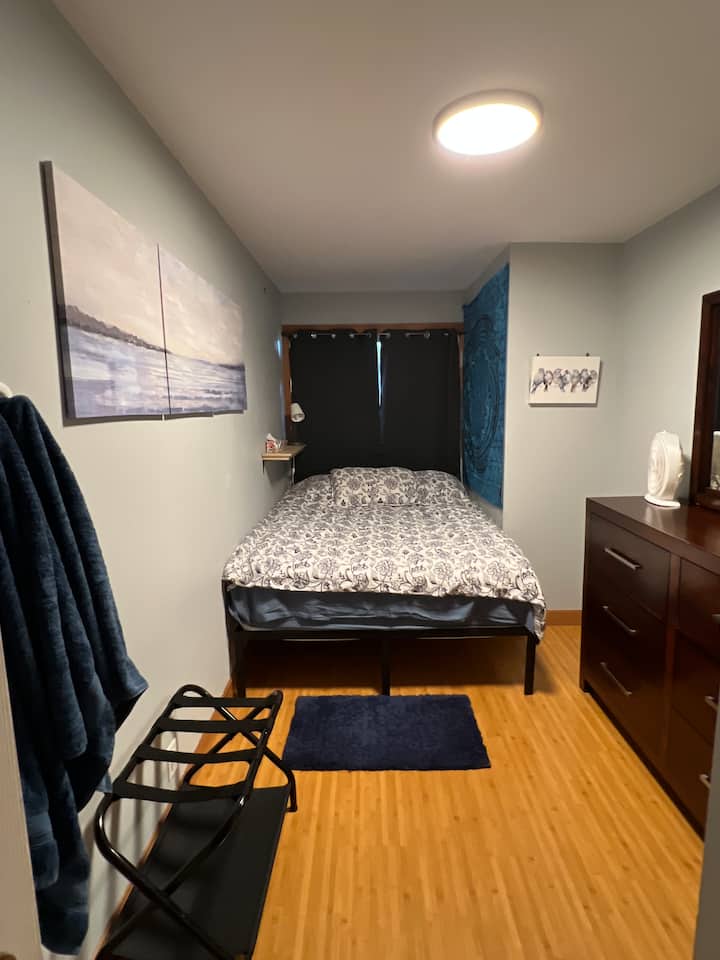 Private Room In Cozy Shared House - Squamish