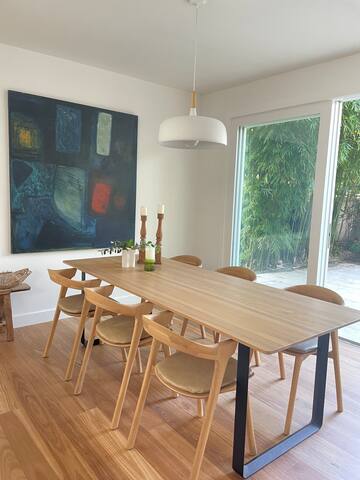 Freshie Beach House gallery image 2