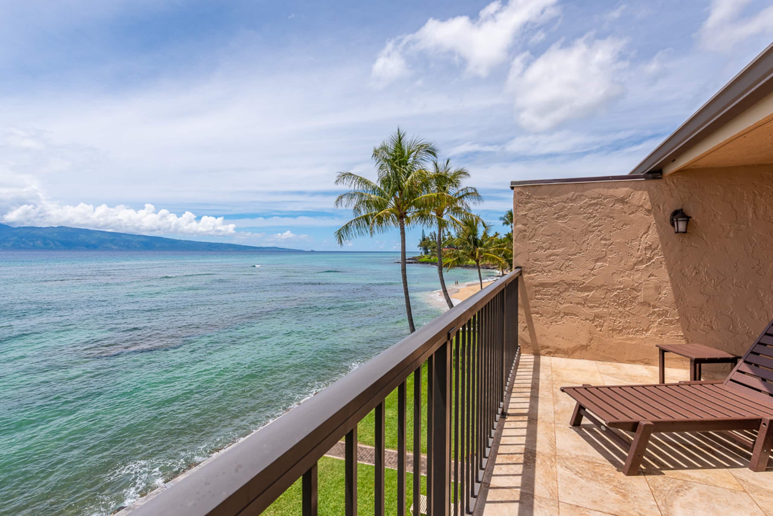 Condo in Lahaina · ★4.87 · 2 bedrooms · 3 beds · 2 private baths - Image 30