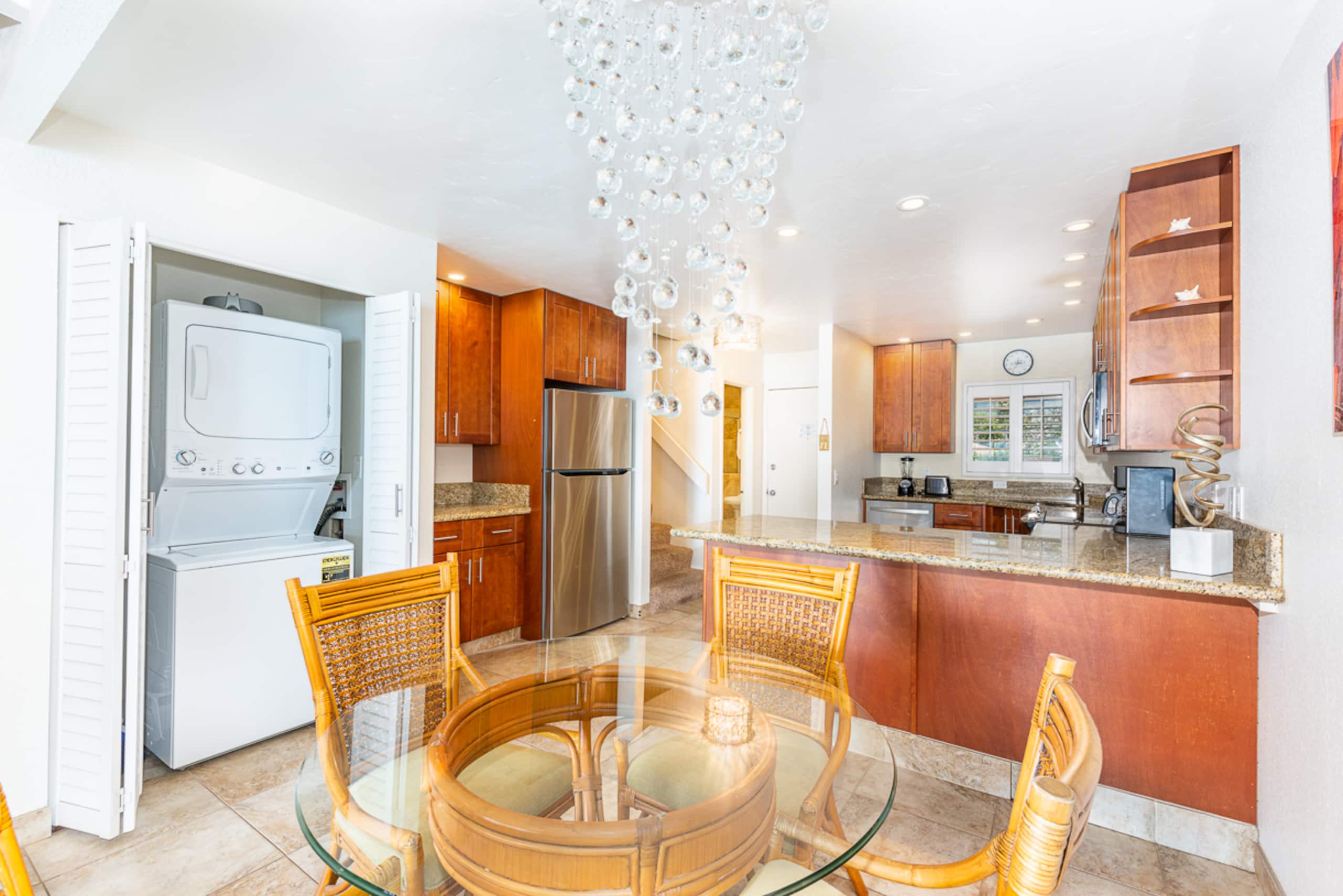 Condo in Lahaina · ★4.87 · 2 bedrooms · 3 beds · 2 private baths - Image 7