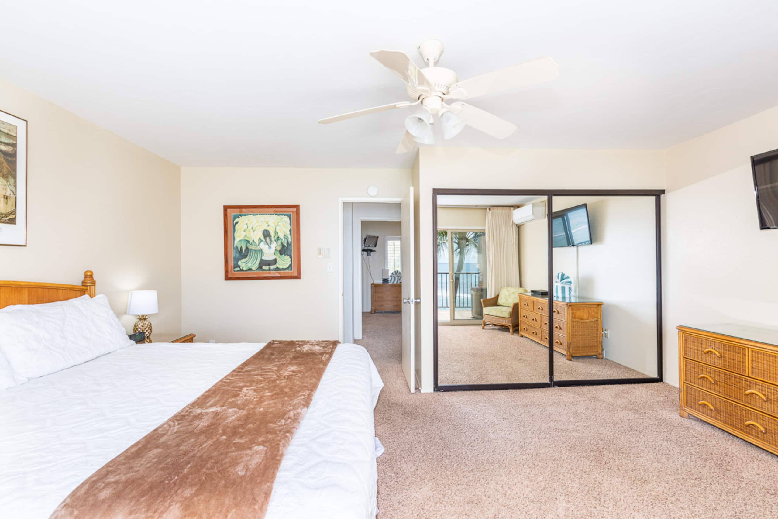 Condo in Lahaina · ★4.87 · 2 bedrooms · 3 beds · 2 private baths - Image 22