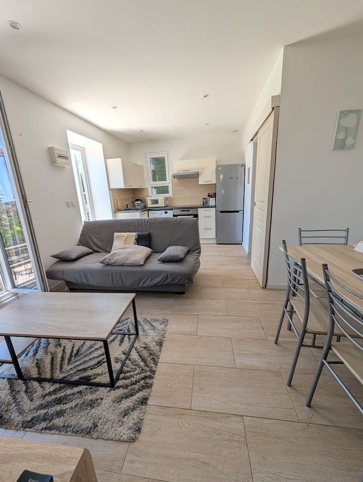 T2 Avec Terrasse, Jardin Et Aperçue Mer
Paisible - Èze