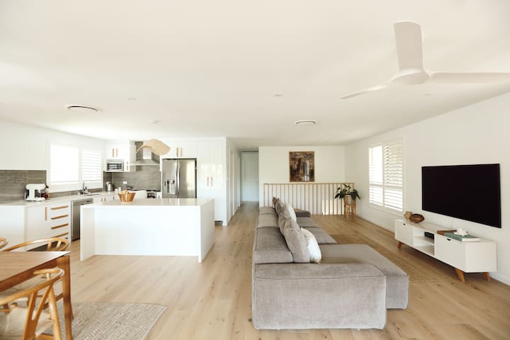 Adrift on Alex gallery image 2