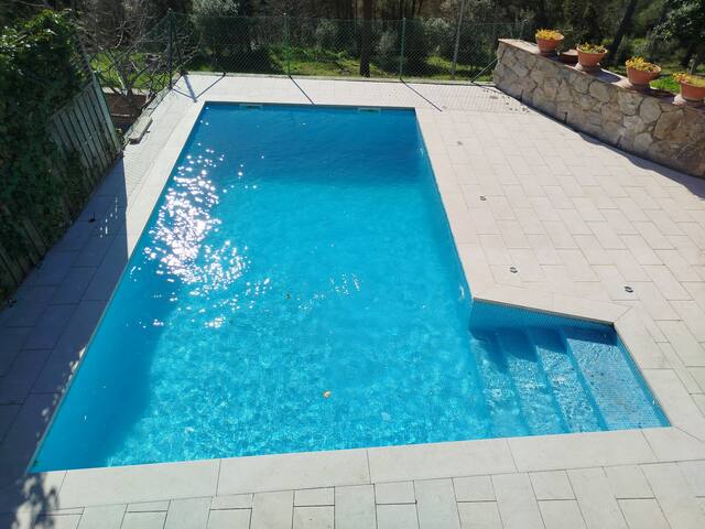 NEW IN 2025. New pool fully renovated gallery image 2