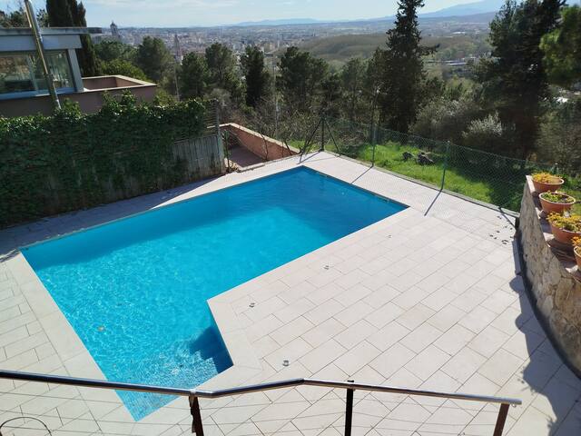 NEW IN 2025. New pool fully renovated gallery image 5